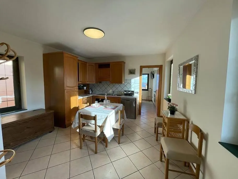Holiday home Maison Faustinoni Gardone Riviera